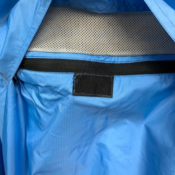 Weatherproof Blue Zipper Front Packable Rain Jacket - Picture 5 of 8